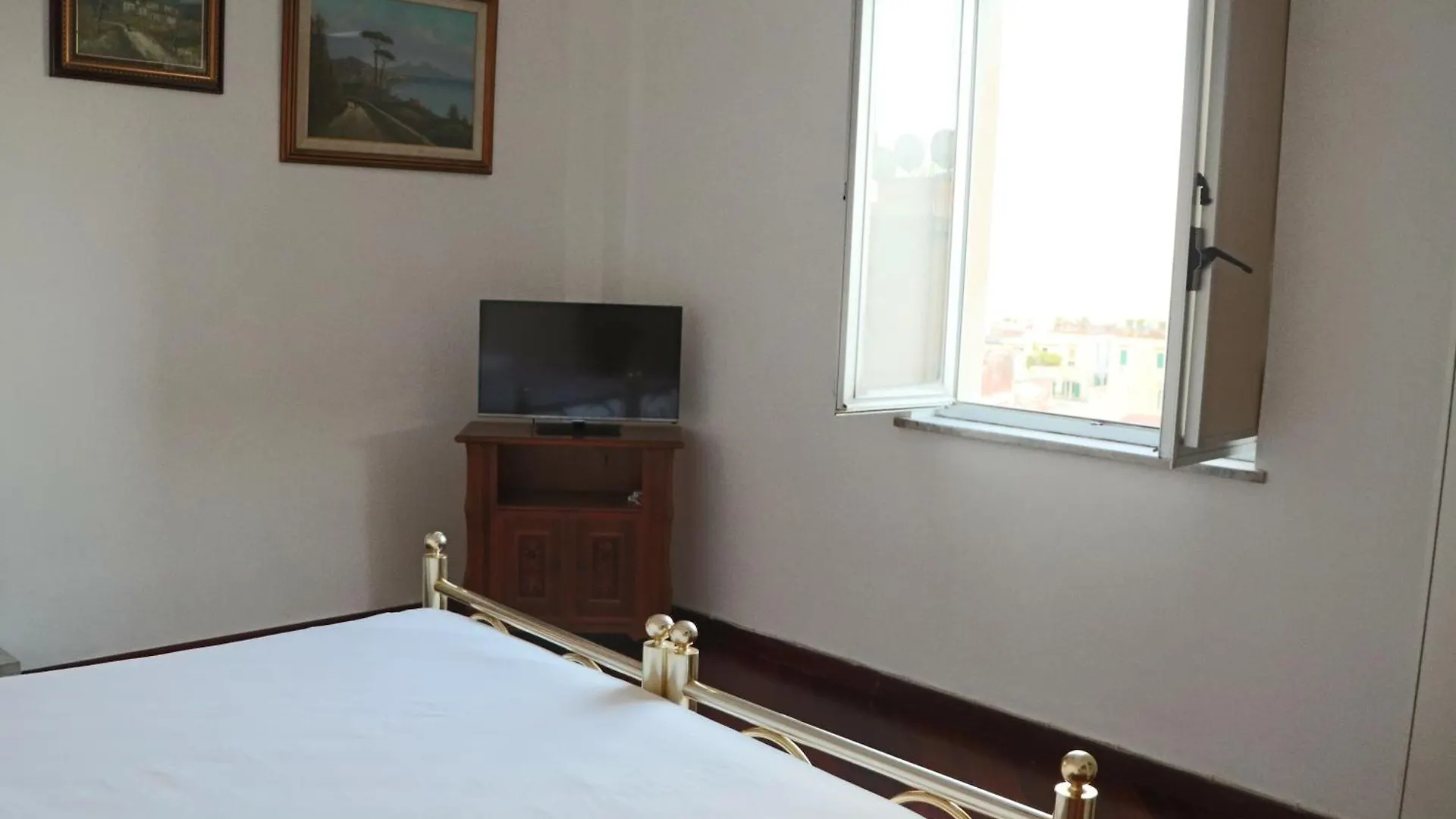Il Panorama Al Centro Di Napoli Apartment